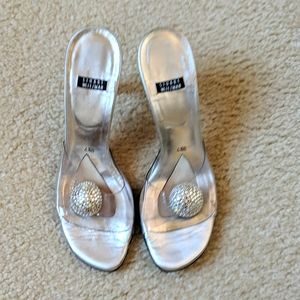 Pretty Stuart Weitzman mules